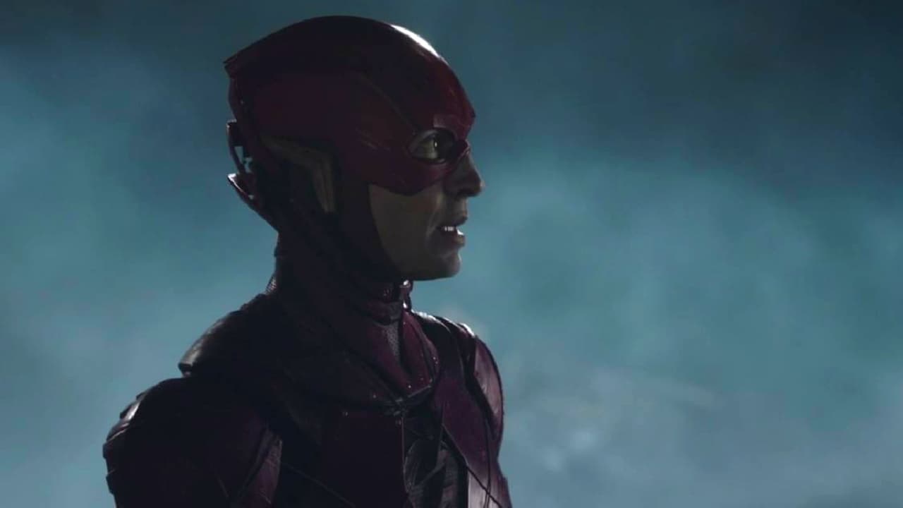 Ezra Miller apareció como Flash en la serie de HBO Max 'Peacemaker'.