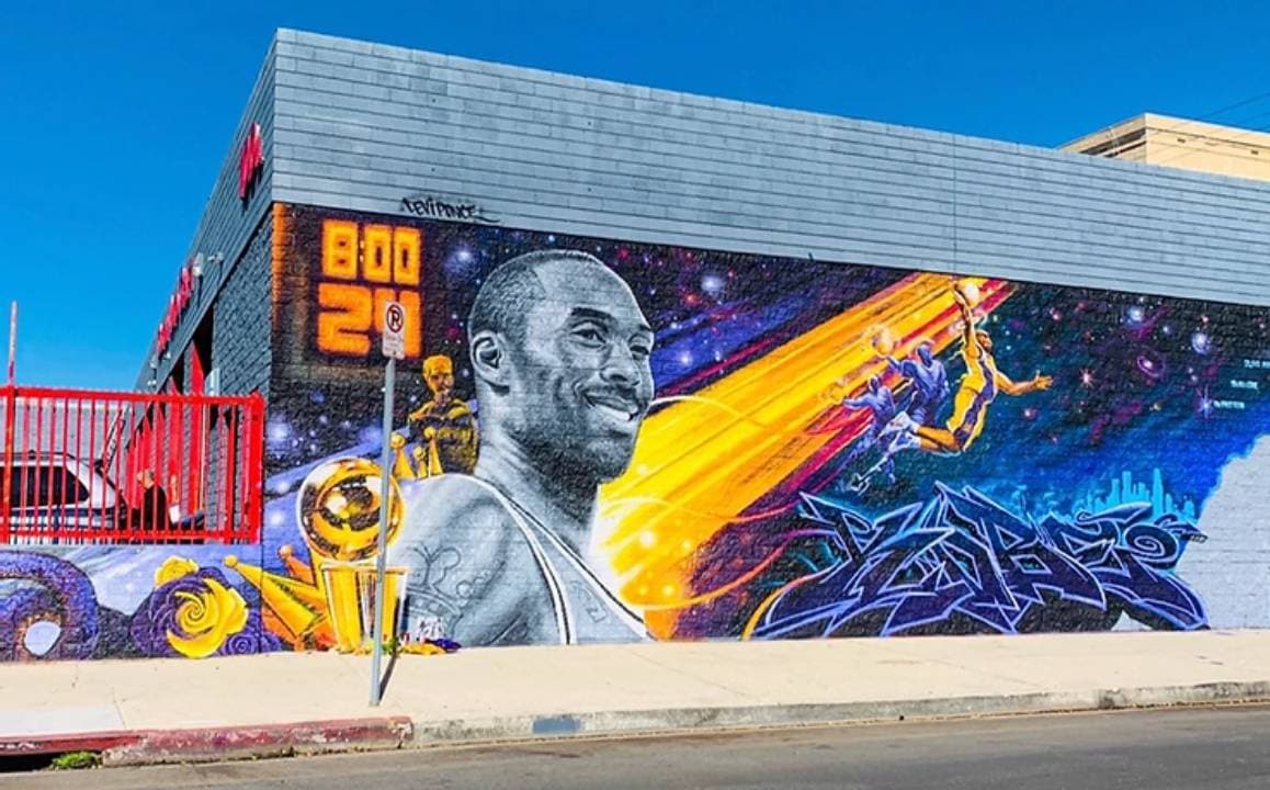 Las calles de las principales ciudades de los Estados Unidos se adornan con las asombrosas muestras de amor para la leyenda de la NBA.