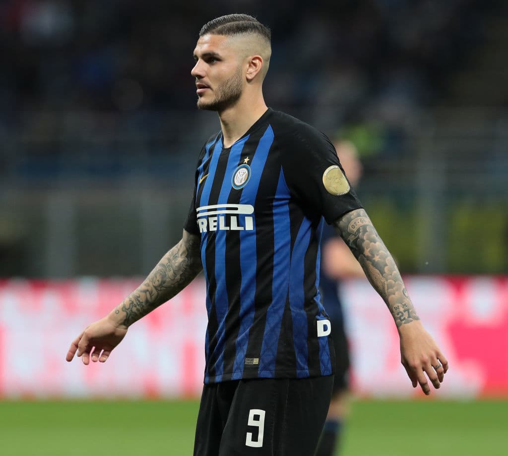 Lo que todos sabíamos o imaginábamos: El argentino Mauro Icardi se aleja cada vez más del Inter de Milán. El delantero argentino no ha sido convocado para la International Champions Cup.
<b> </b>Juventus y
<b> </b>Nápoles se postulan como los mejores candidatos.