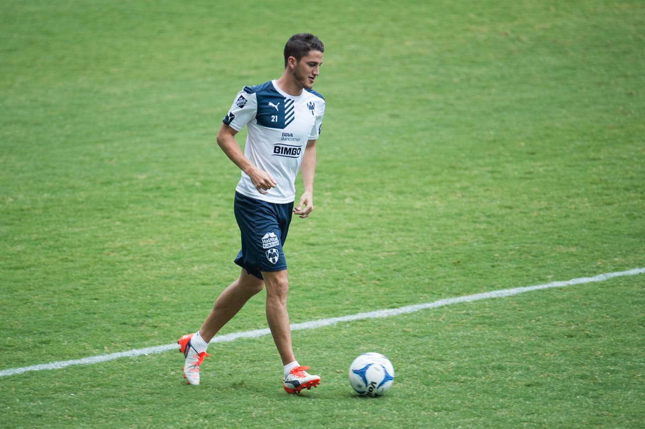 Hiram Mier se perderá el Clásico Regio