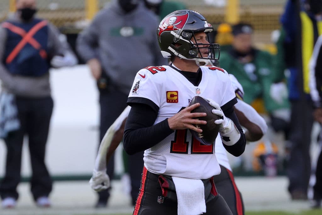 Lo bueno | Tom Brady es el hombre con más experiencia jugando este tipo de partidos, no por nada tiene seis anillos de Super Bowl.