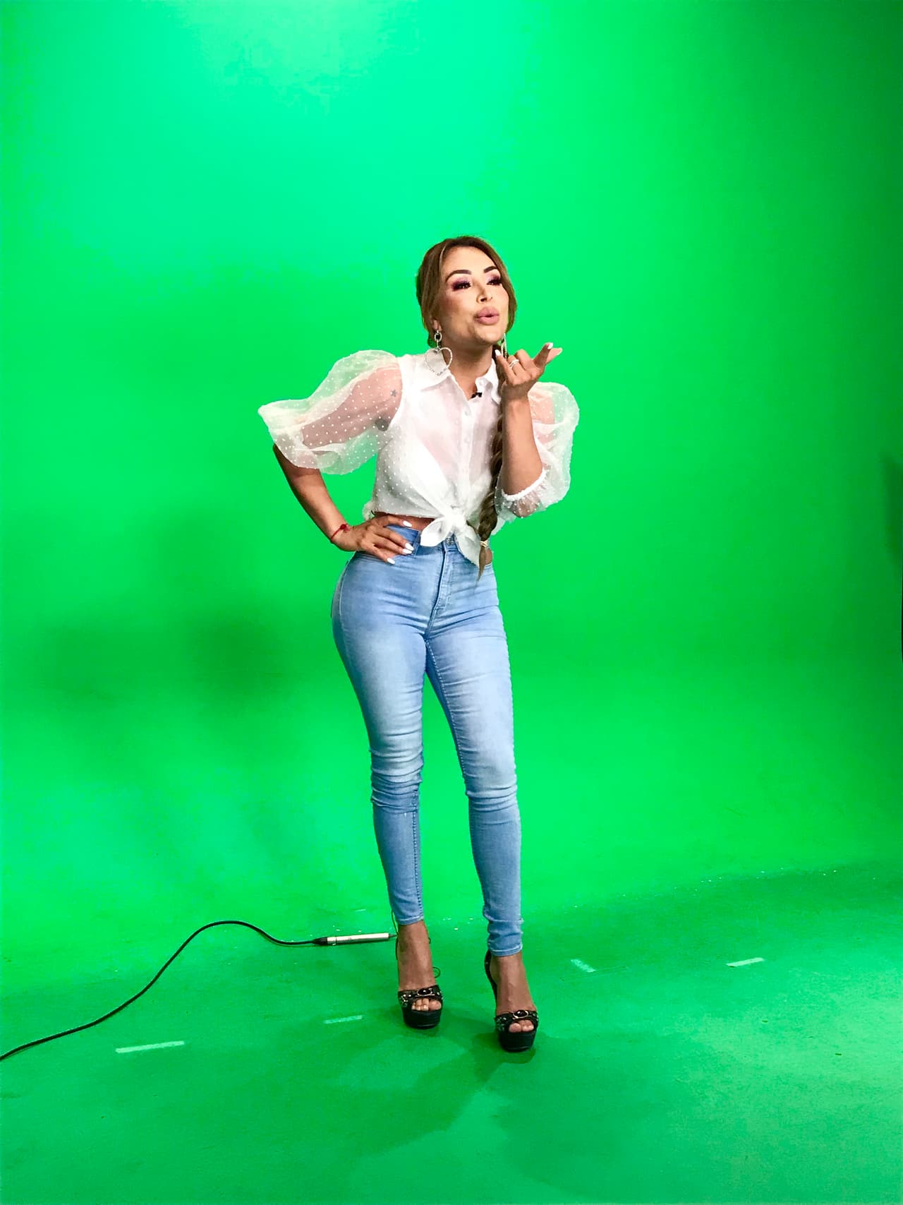 "Estoy hecha de retos", reafirmó.