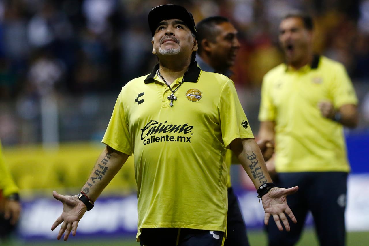 Del cielo no parecen llegar, pero hay contrataciones en Dorados de Sinaloa pensando en el Clausura 2019, con un futuro incierto en cuanto a Diego Maradona como técnico.