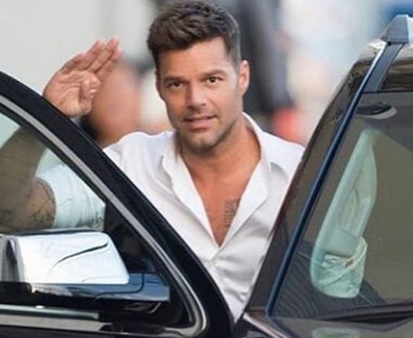 El 'Astro Boricua' no para, y no deja de compartir sus selfies.