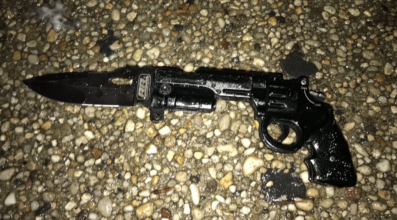 Policía dispara y deja gravemente herido a hombre que portaba arma falsa en El Bronx