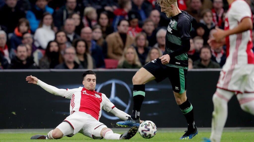 El Ajax simplemente no mostró piedad ante el Den Haag y los goleó con seis goles a uno. El 'Machín' Álvarez no vio minutos en esta goleada.