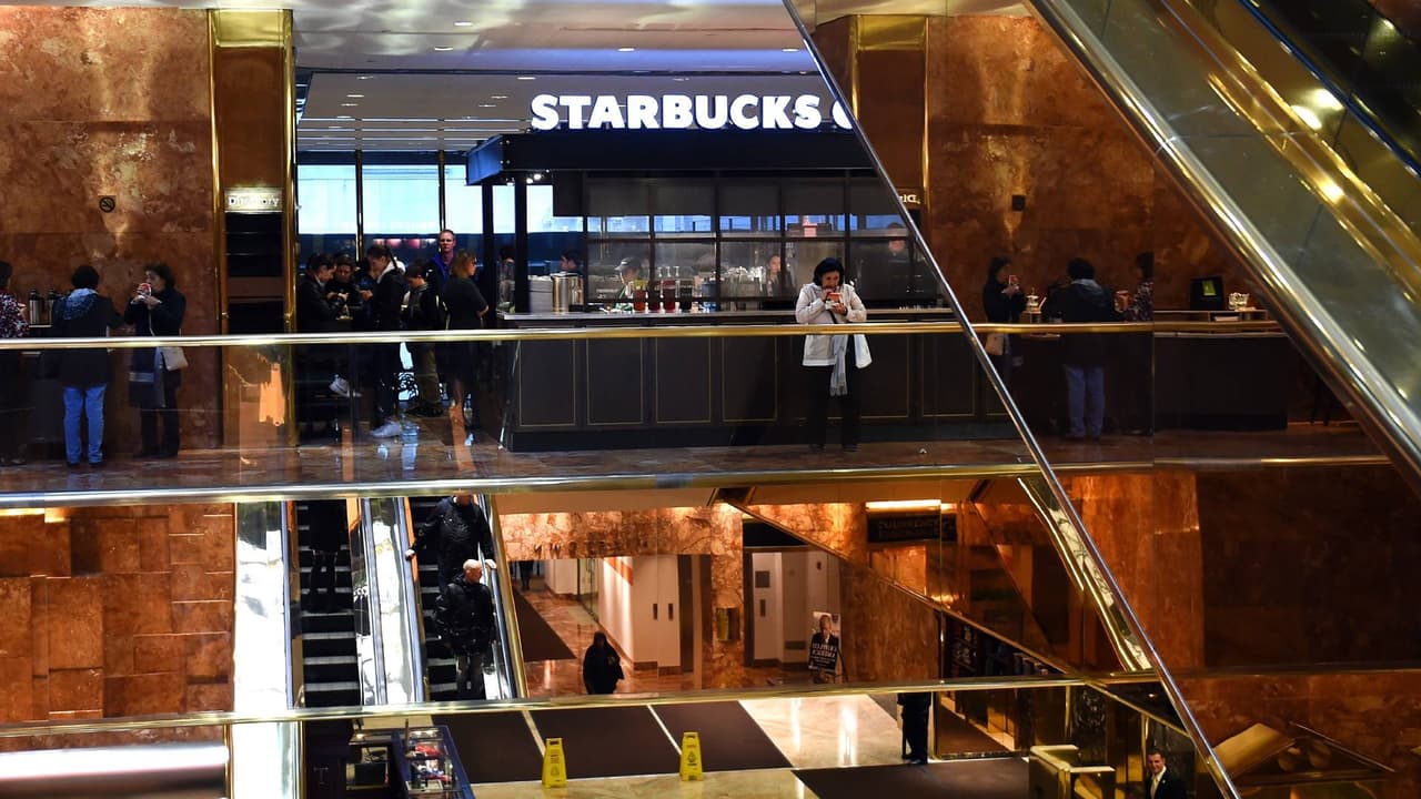 ¿Qué está abierto y qué estará cerrado esta Navidad 2024? Te decimos