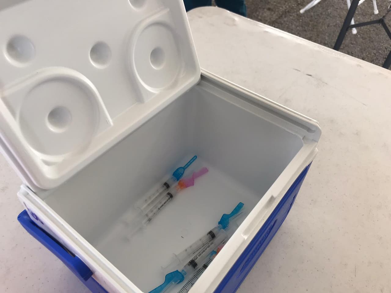 El condado de Denton necesita hasta 200 personas al día, que hablen inglés y español y que estén dispuestas a trabajar, en promedio, cinco horas al día.