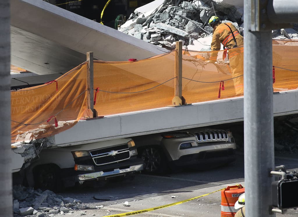 ¿Por qué colapsó el puente recién construido?: las claves de la investigación del accidente en Miami