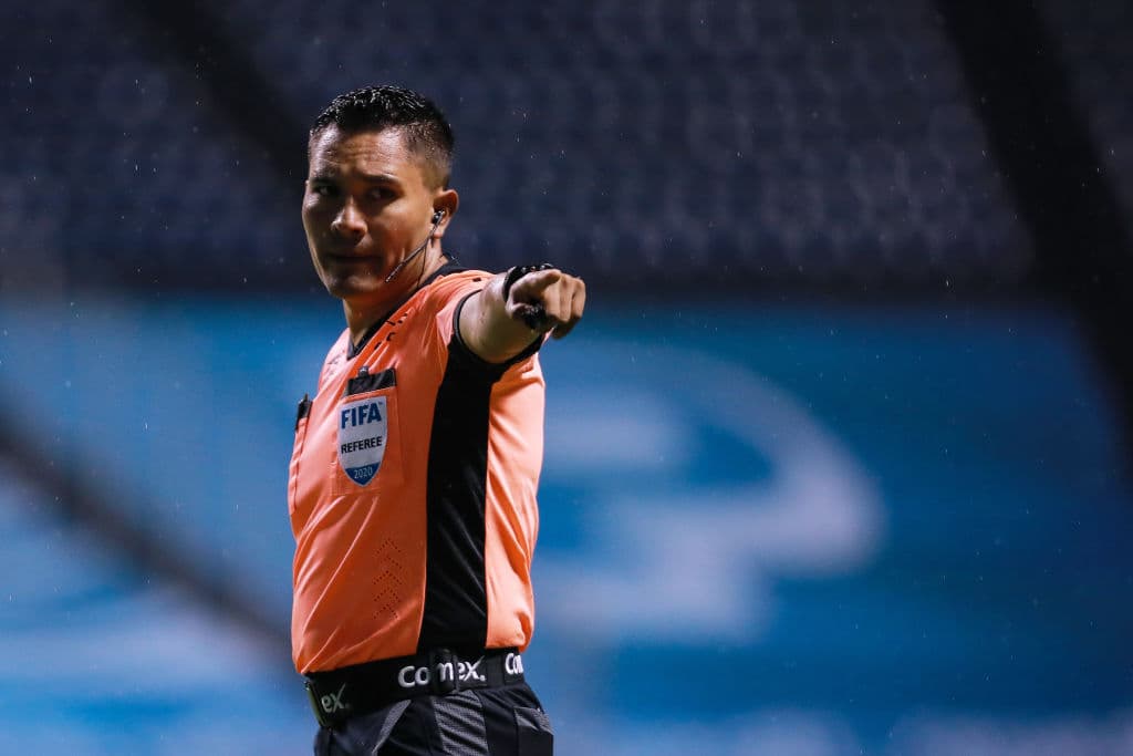 Fernando Guerrero marcó la pena máxima favorable para Pachuca.