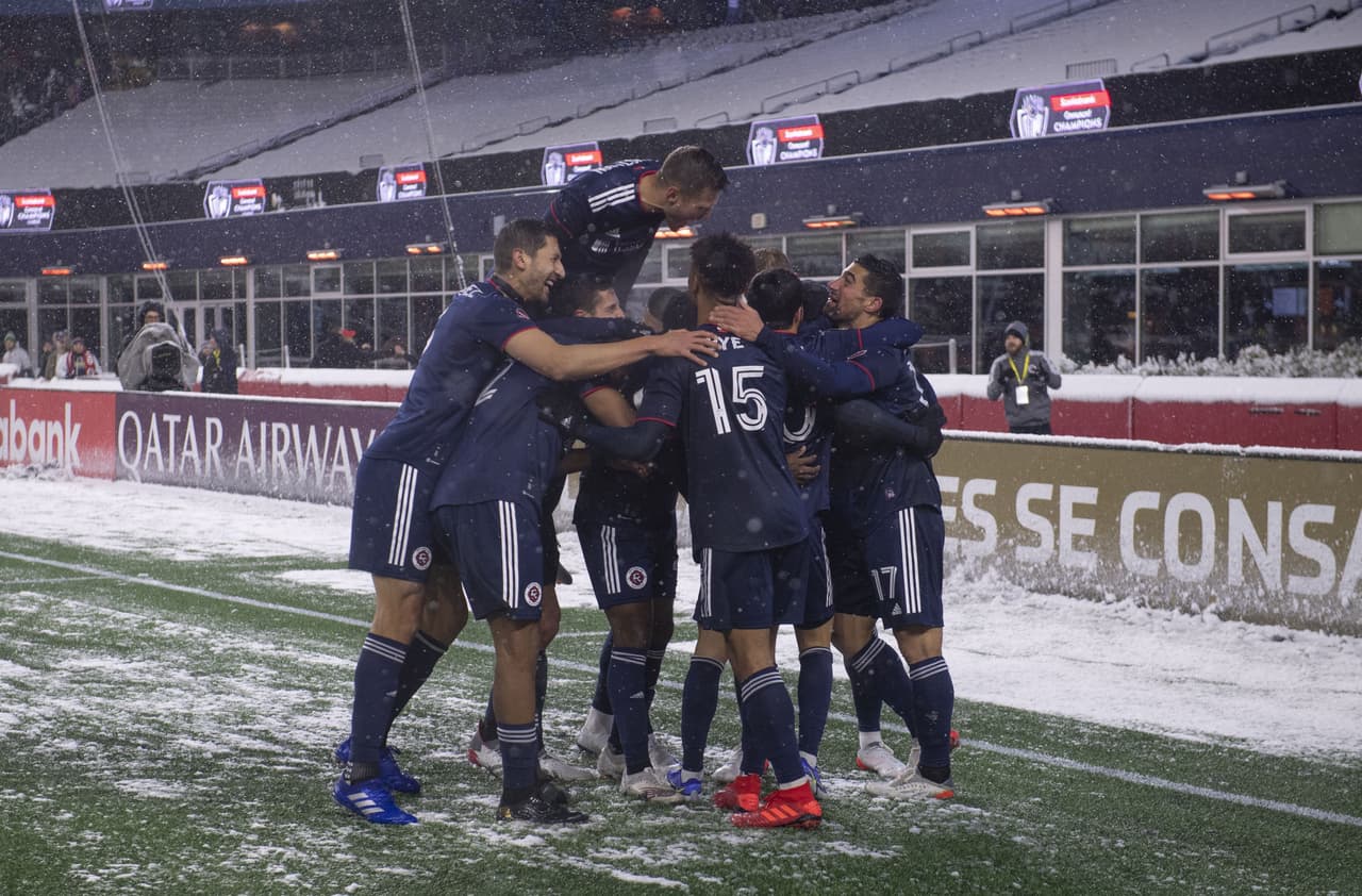 New England Revolution fue muy superior a los Pumas y se impuso gracias a un doblete de Adam Buksa y otro tanto de Sebastian Lletget.