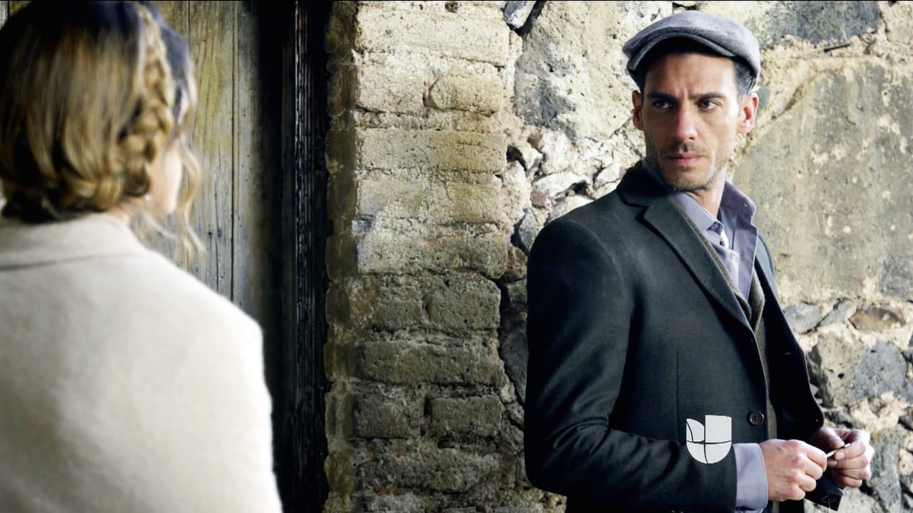 Aunque estás comprometida con Diego, el corazón te late muy rápido cuando estás al lado de Julio.