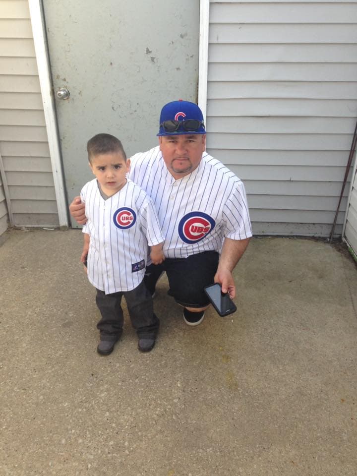 Fans los Cubs comparten sus fotos mostrando su apoyo al equipo que está 2 a 1 en la serie por el campeonato de la Liga Nacional frente a Dodgers.