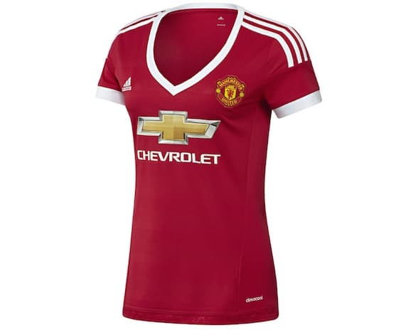 Manchester United es acusado de 'sexista' por su nueva playera para mujeres