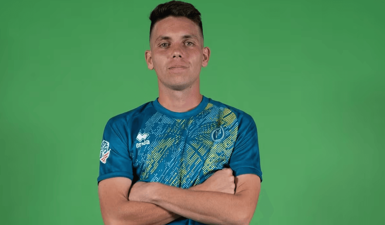 ICE detiene a futbolista argentino cuando viajaba a Los Ángeles para jugar las semifinales