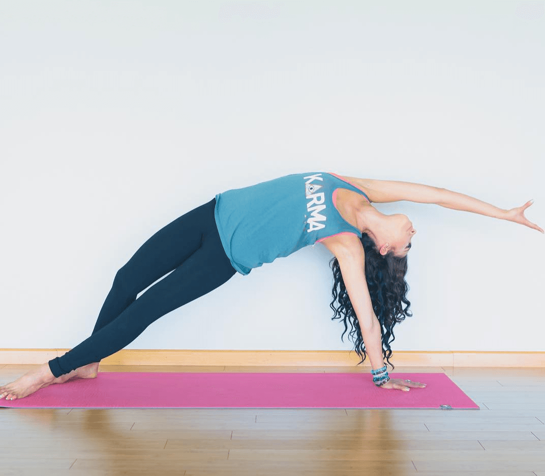 El yoga es parte del estilo de vida de Setareh Khatibi.