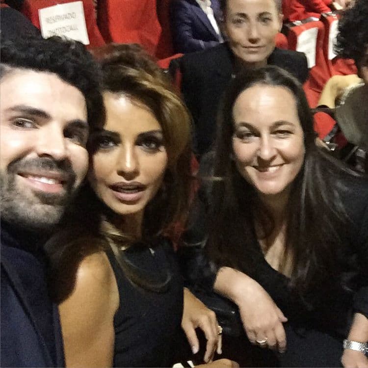 Ahí, el conductor compartió momentos con viejos amigos.