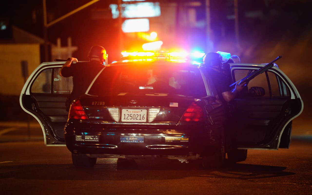 Muertes de dos niños ocurridas en solo 24 horas conmueven a residentes de Los Ángeles