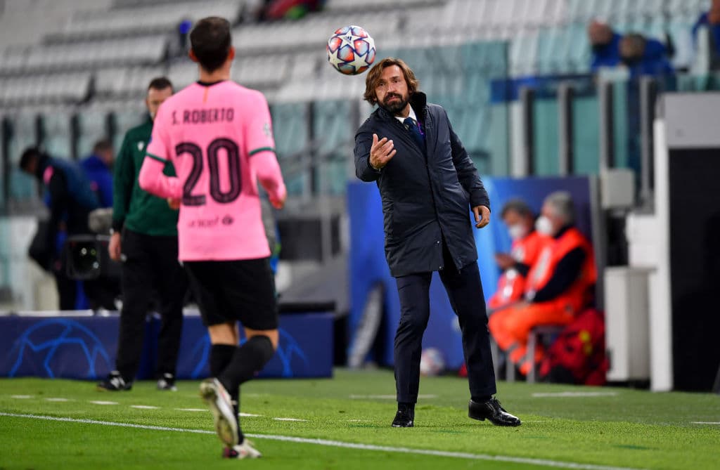 Con goles anulados, Barcelona se impone a la Juventus 2-0 tranquilamente. Dembelé abrió el marcador al minuto 14, sin embargo fue un partido sufrido para la Juventus, que jugó sin su estrella Cristiano Ronaldo. Messi remató la victoria tras cobrar un penal durante los últimos minutos del partido.