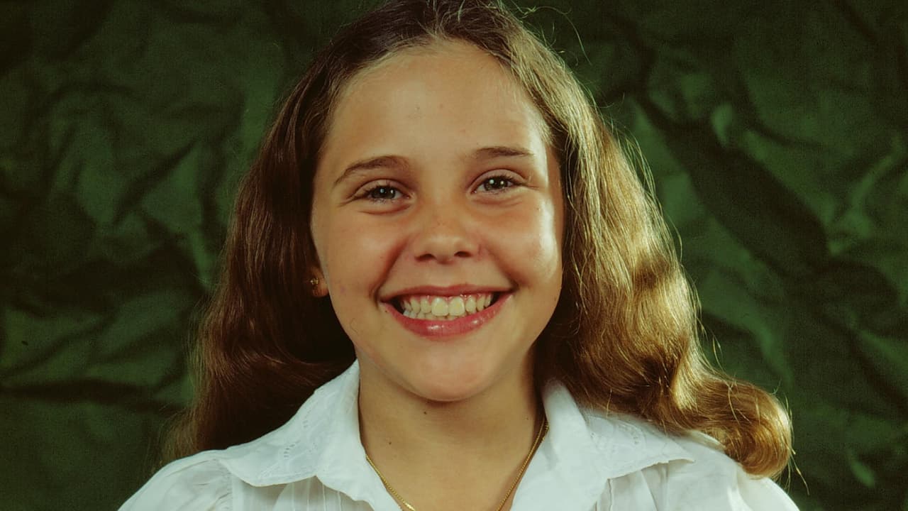 Isabela Garcia brilhou em "Pai Herói" ainda criança: como está a atriz 42 anos depois