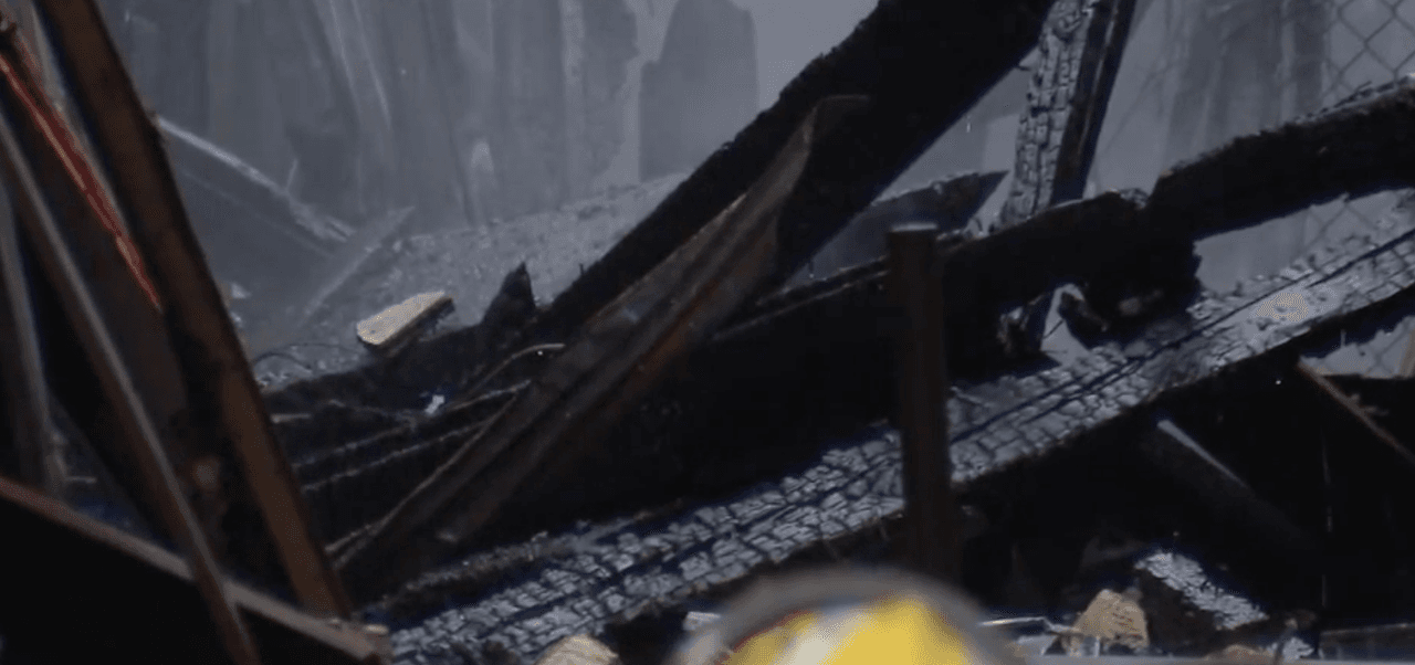 Aproximadamente 20 a 25 personas están desplazadas en este momento. La causa del incendio aún está bajo investigación.