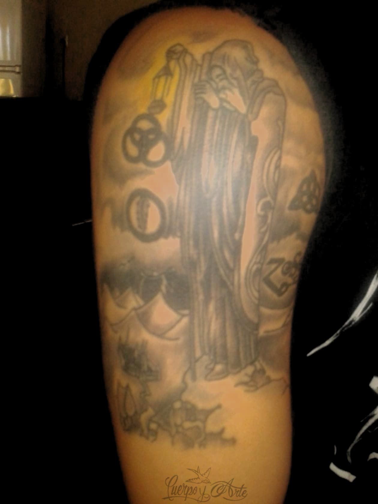 Tatuajes japoneses, de rock y moños (envíos de la semana)