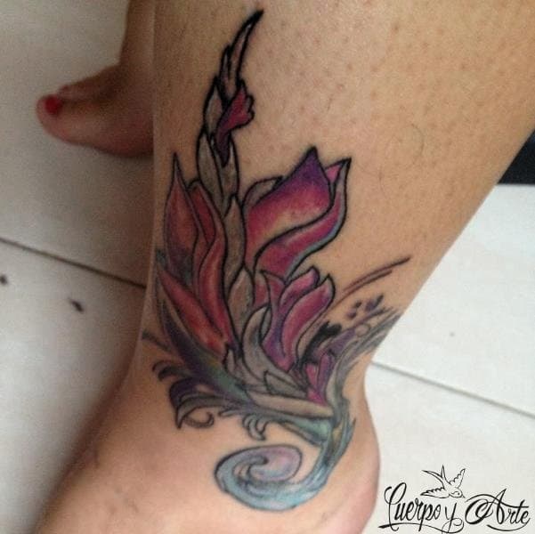 Tatuajes de flores, frases y nombres, enviados por Idalie