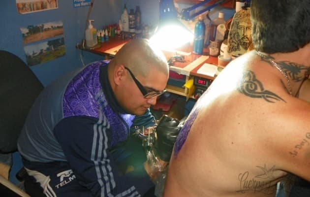 Leyes sobre tatuajes en Chile