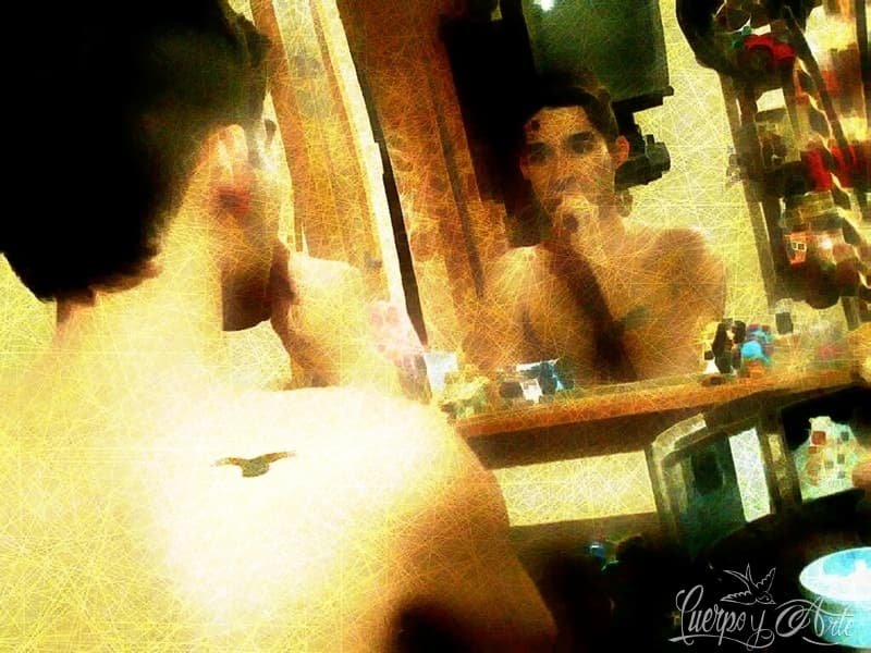 Tatuajes delicados para hombres: los diseños de Suriel Rocha