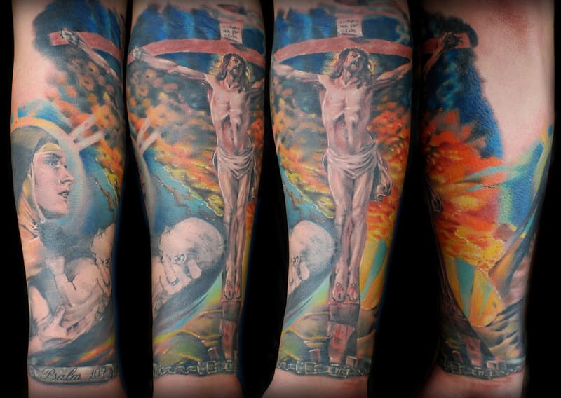Tatuajes religiosos para el brazo