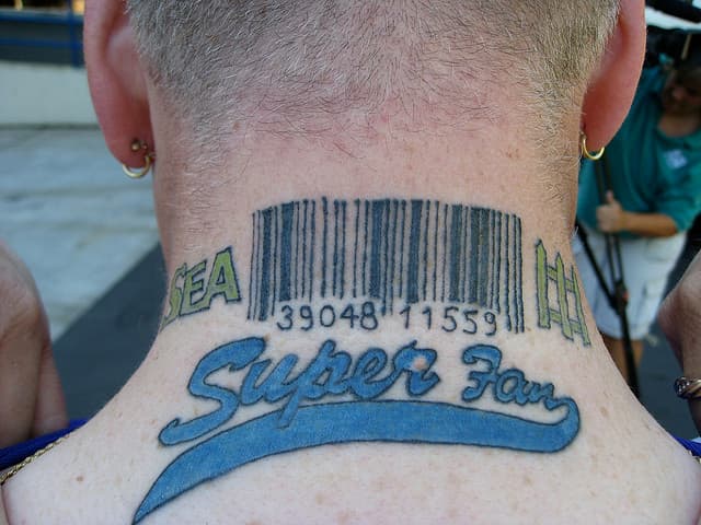 Tatuajes de códigos de barras