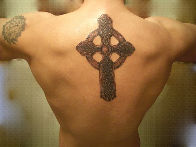 Tatuajes de cruces
