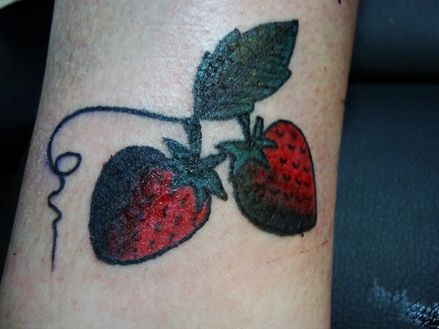 Tatuajes de frutillas