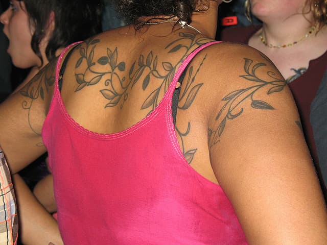 Tatuajes de hojas