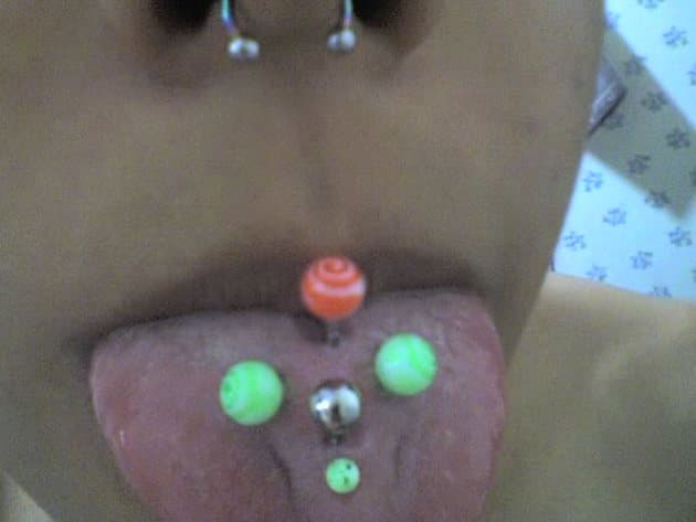 Perforaciones faciales, enviadas por Cesar