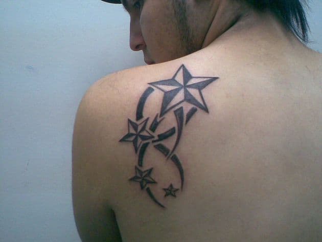Tatuaje tribal de estrellas, enviado por Francisco