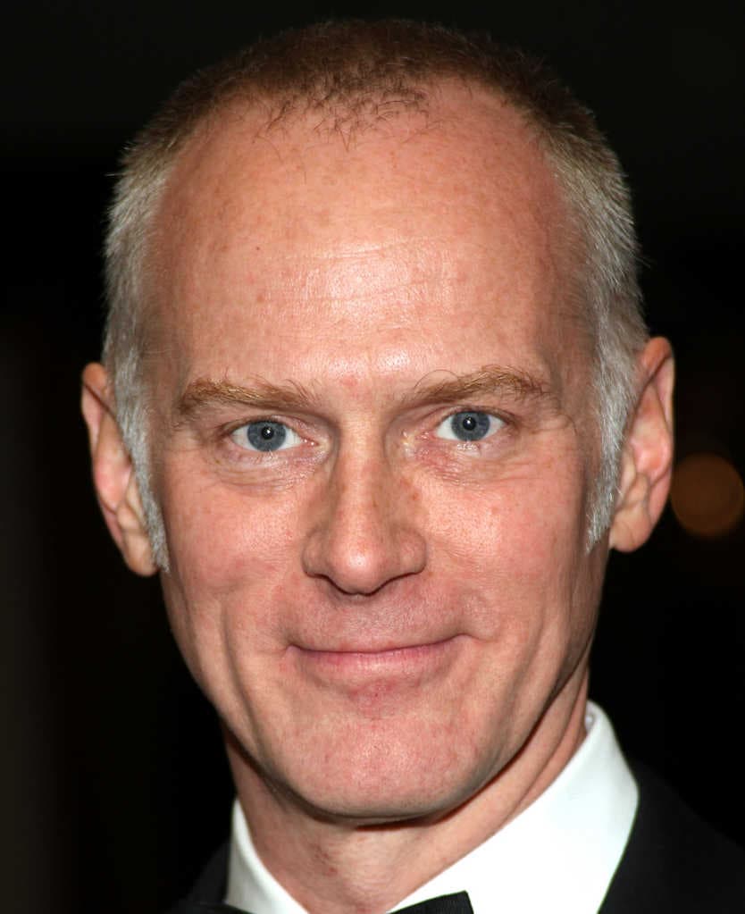 Richard Madden confirmado como el príncipe de Cenicienta