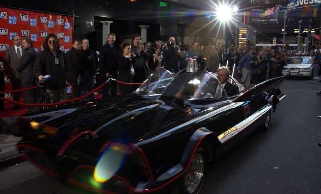 ¿Cuál sería la fortuna de Bruce Wayne en la vida real?