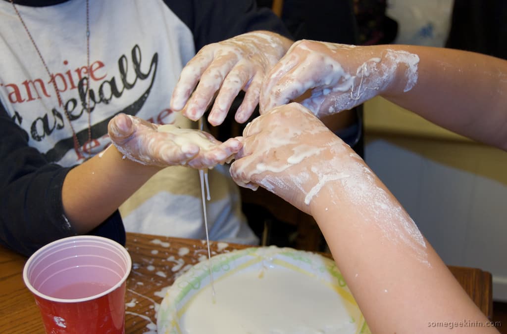 Oobleck: La sustancia que te permite caminar sobre el agua