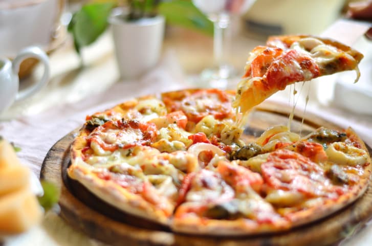 6 cosas que demuestran que estás enamorado de la pizza