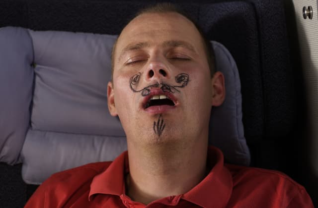 ¿Cómo mejorar los hábitos de sueño? Conoce los mejores gadgets para ayudarte a dormir