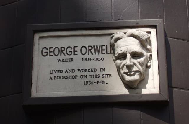 La pluma futurista: 8 cosas que no sabías sobre George Orwell