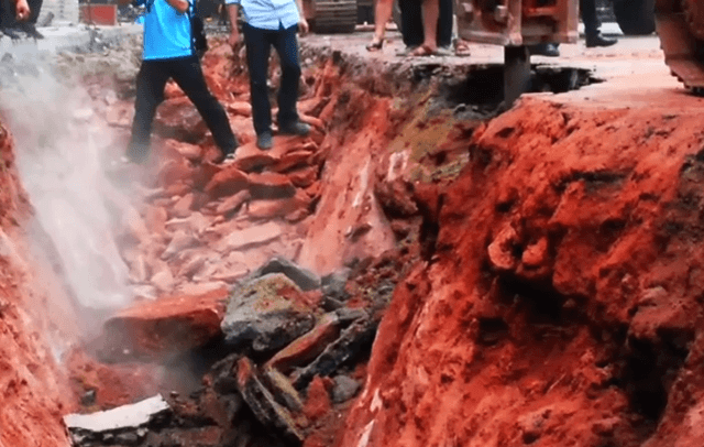 Trabajadores chinos encuentran varios huevos de dinosaurio