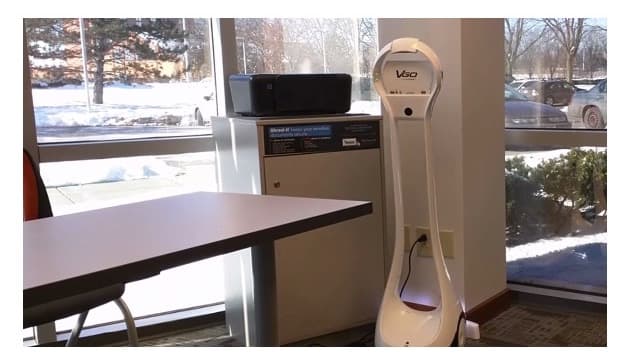 ¡Cuidado con copiarse! Robots se convierten en maestros de escuela