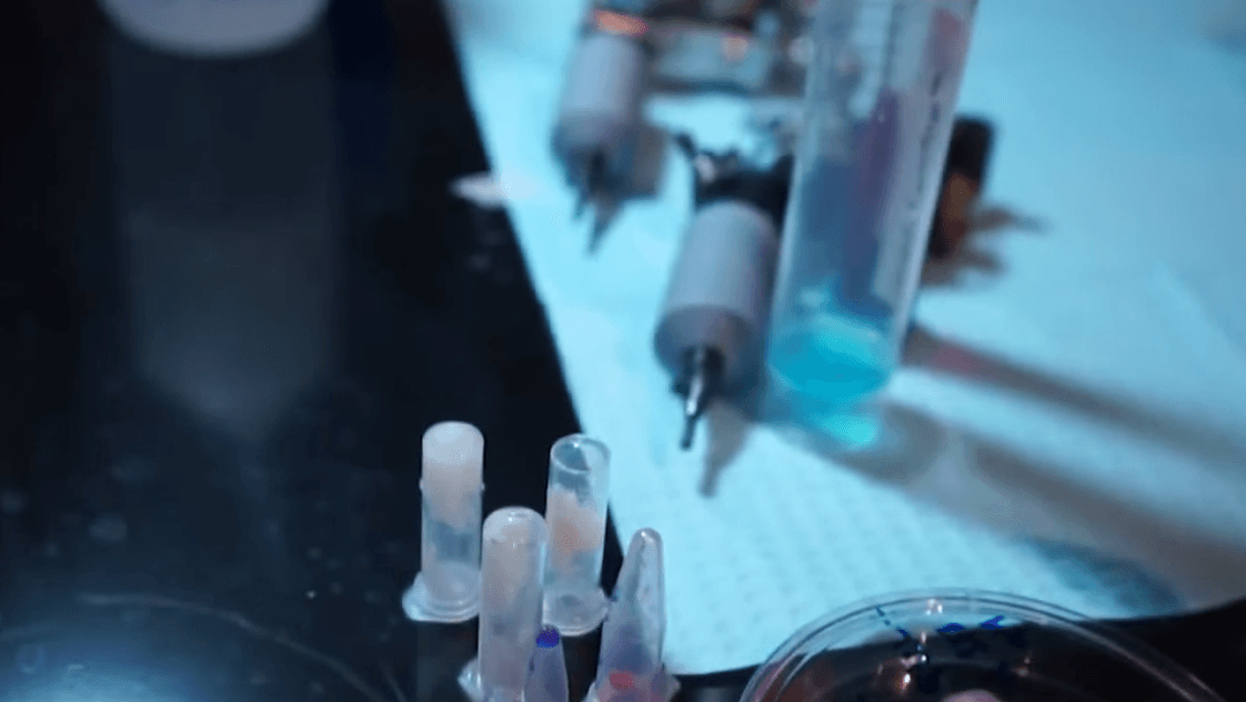 Estos increíbles tatuajes cambian de color para indicar algo muy importante sobre tu salud