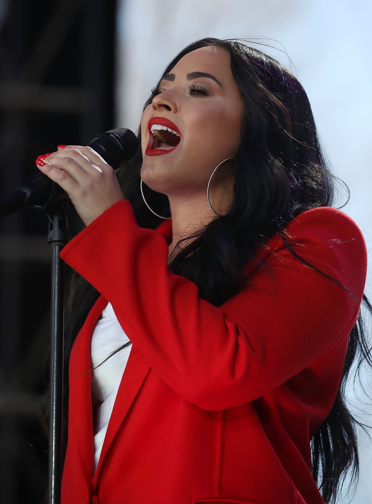 Demi Lovato regresó a los escenarios después de 2 años y compartió un inspirador mensaje
