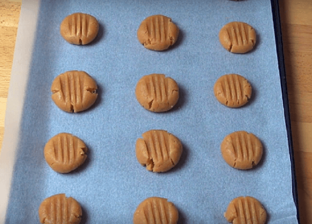 Combinando tan solo 3 ingredientes, puedes hacer estas deliciosas galletas. ¡Mira!