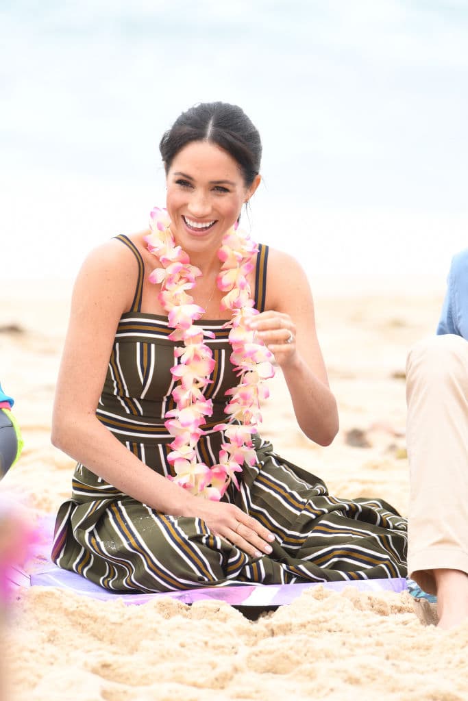 Meghan Markle lució el vestido perfecto para tus próximas vacaciones en la playa