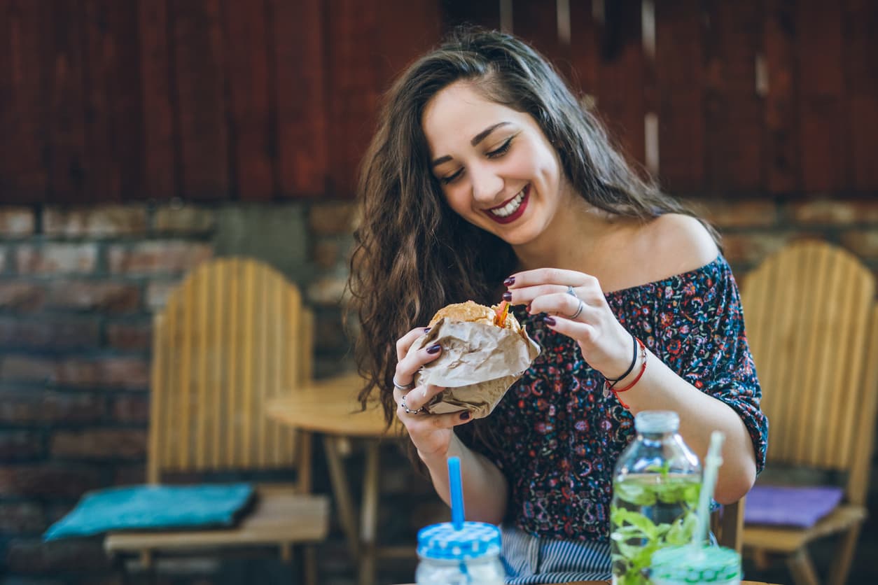 ¿Quieres tener éxito en las apps de citas? Estas palabras no pueden faltar