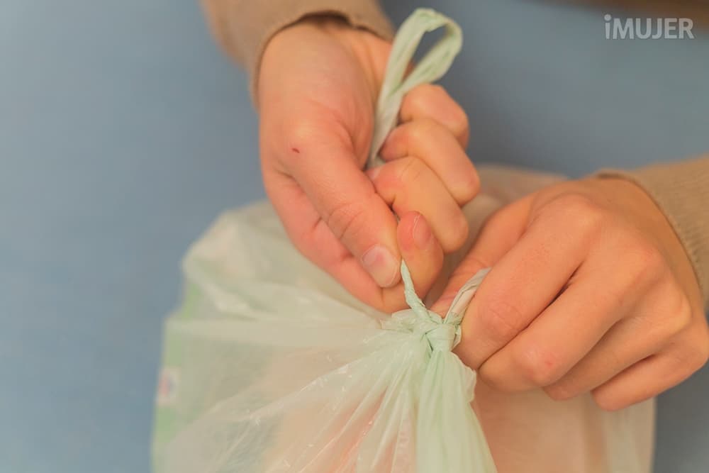 Tips Hogar, cómo desatar el nudo apretado de una bolsa